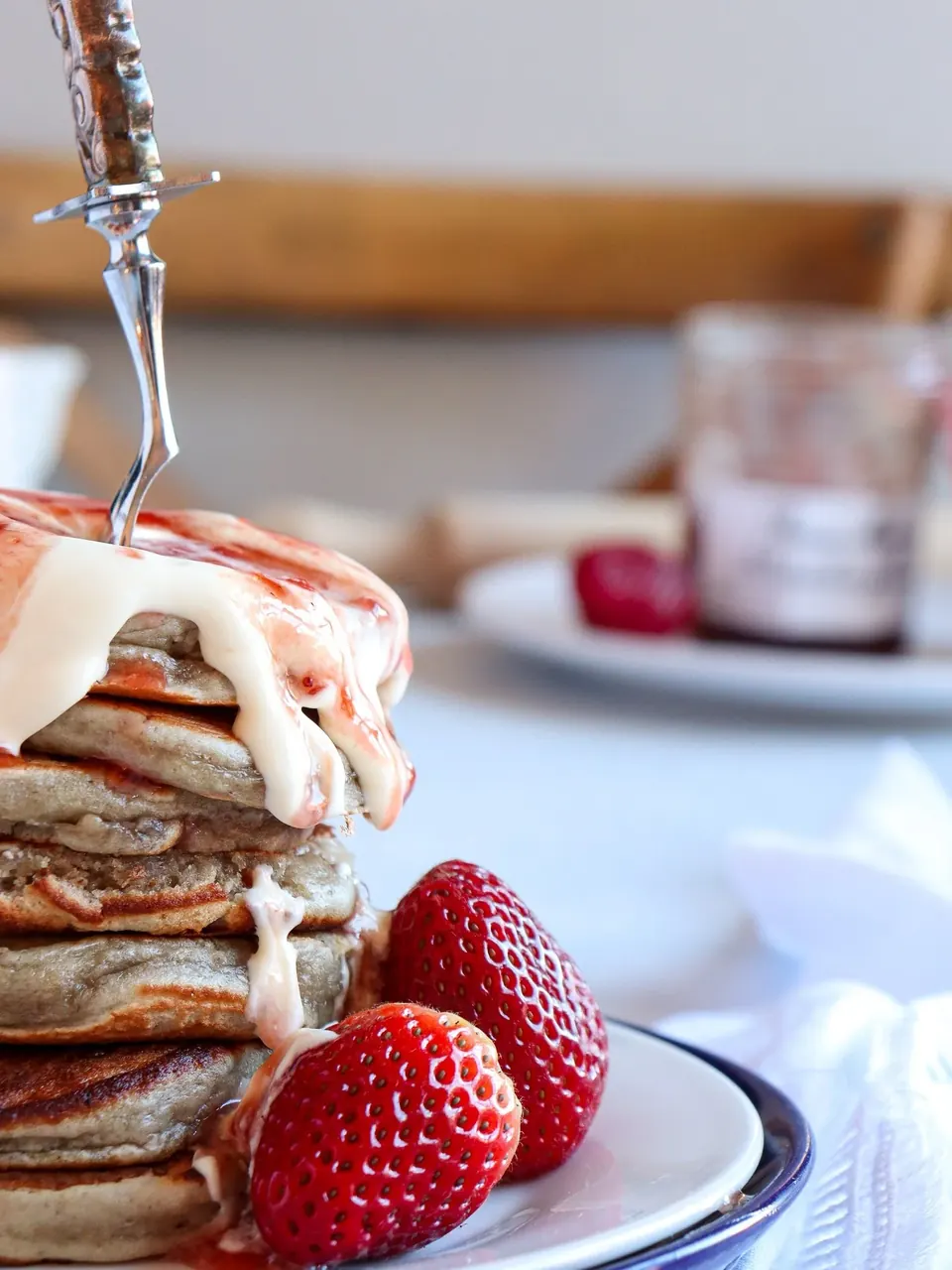 strawberry pancakes with creme fraiche