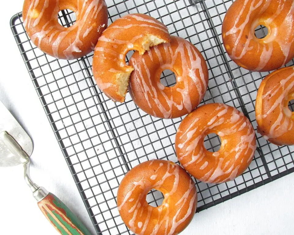 lemon glazed baked greek yoghurt donuts recipe