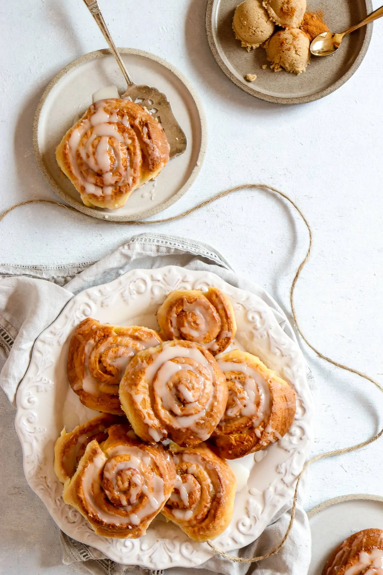 Easy Cinnamon Rolls