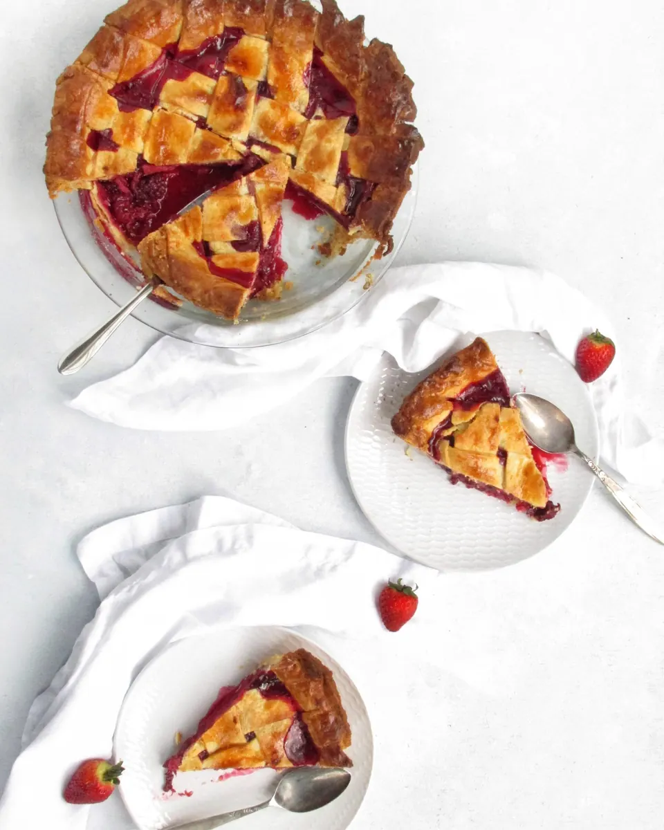 Blackberry Raspberry Pie